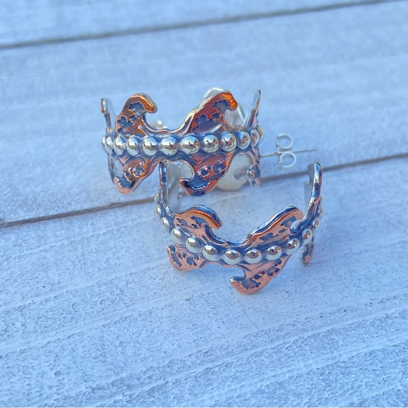 Ocean waves earrings - Picture 3 of 6